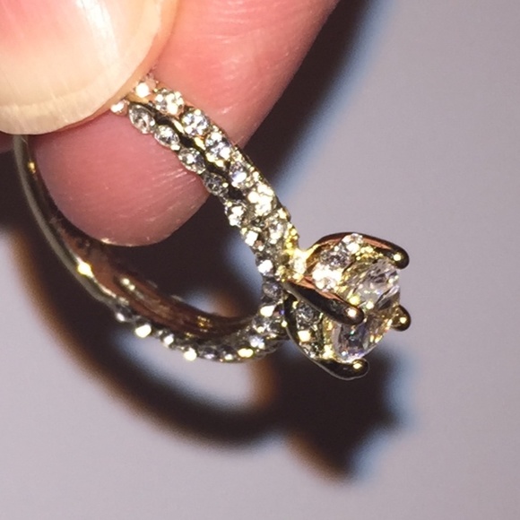 18K Rose Gold Filled White Sapphire Diamond Ring - Picture 2 of 5